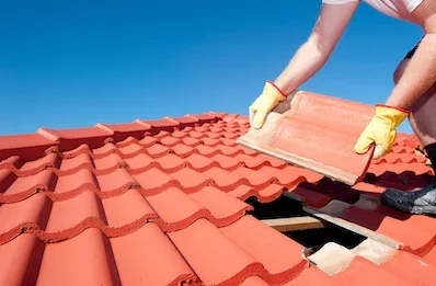 Pose et rénovation de toiture à la Chapelotte